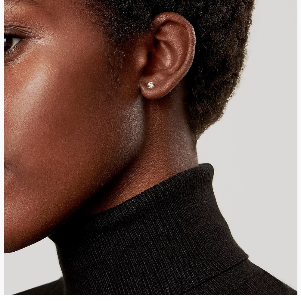Tiffany 18K Yellow Gold Diamond by the Yard earrings.